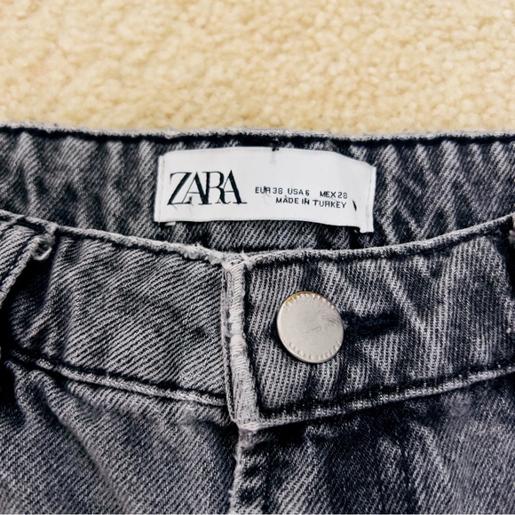 Zara High Waist Black Ripped Denim Shorts - Picture 2 of 5